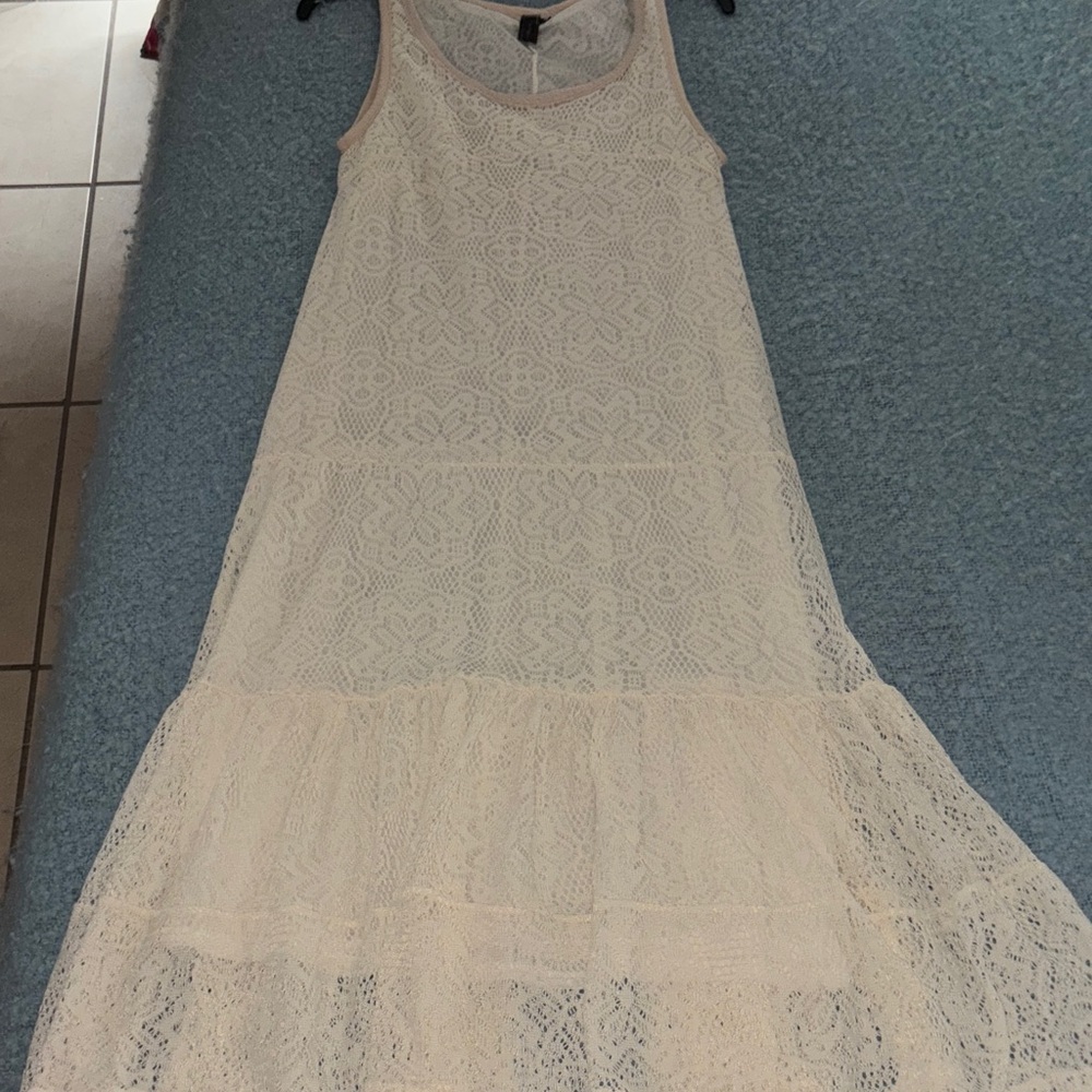 Chic white Cream Lace Maxi Dress